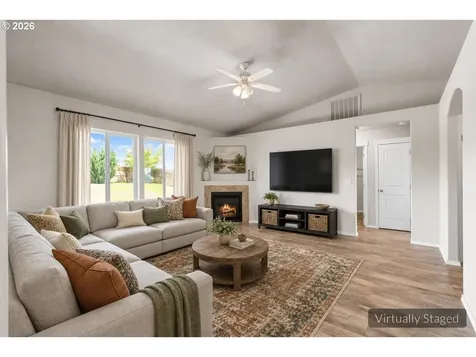 122 Falcon Court Boardman OR 97818