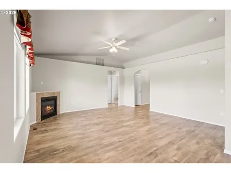 122 Falcon Court Boardman OR 97818