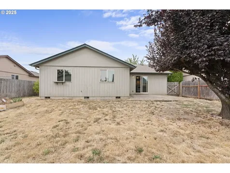 1257 Linden Court Sweet Home OR 97386