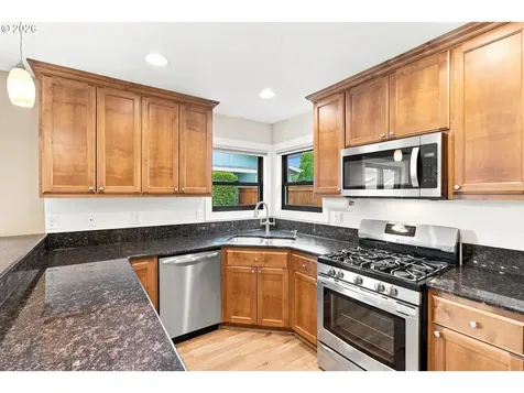 6469 Robin Hood Street SE Salem OR 97306