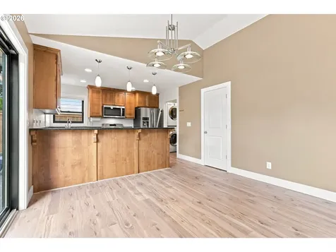 6469 Robin Hood Street SE Salem OR 97306