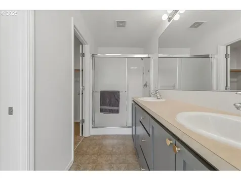 20865 SW Quintessa Court Beaverton OR 97078