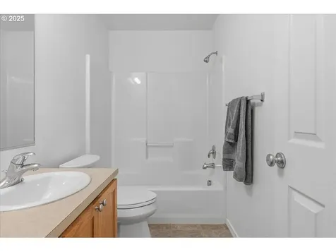 20865 SW Quintessa Court Beaverton OR 97078