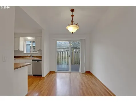 4703 SW Pomona Street Portland OR 97219