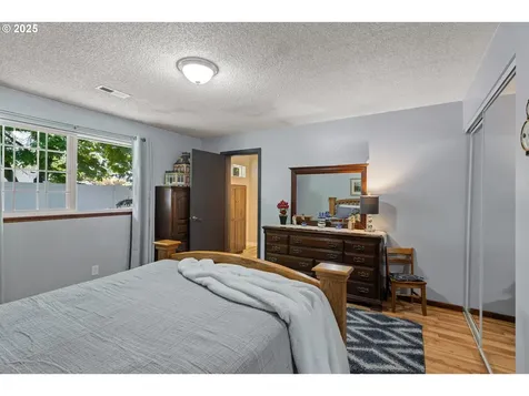 140 Peppertree Court Roseburg OR 97471