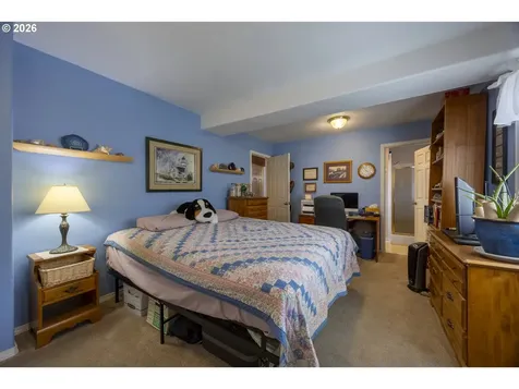 1708 NW 38th Street Lincoln City OR 97367