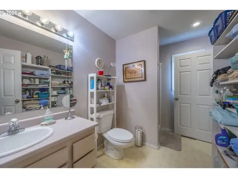 1708 NW 38th Street Lincoln City OR 97367