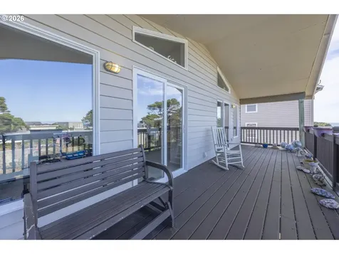 1708 NW 38th Street Lincoln City OR 97367