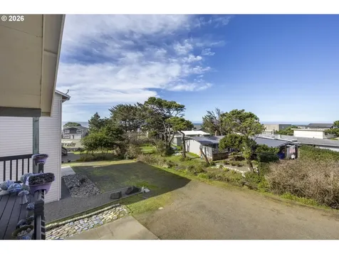1708 NW 38th Street Lincoln City OR 97367