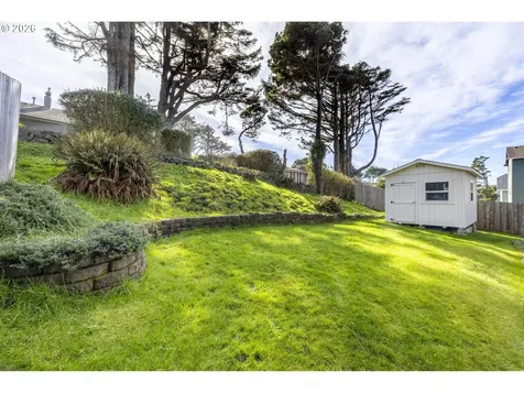 1708 NW 38th Street Lincoln City OR 97367