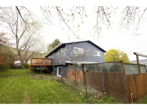 410 F Avenue La Grande OR 97850