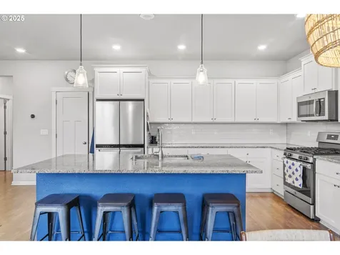 3821 S Willow Drive Ridgefield WA 98642