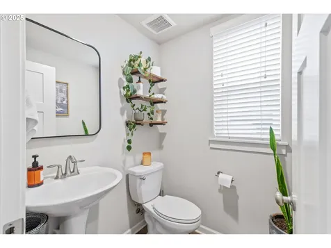 3821 S Willow Drive Ridgefield WA 98642