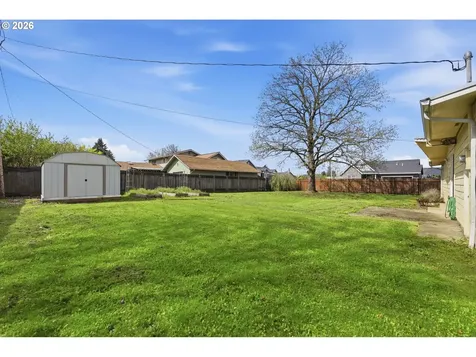 3698 Revell Street Eugene OR 97404