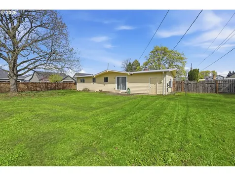 3698 Revell Street Eugene OR 97404