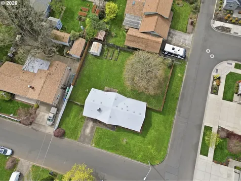 3698 Revell Street Eugene OR 97404