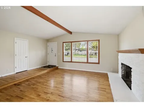 3698 Revell Street Eugene OR 97404