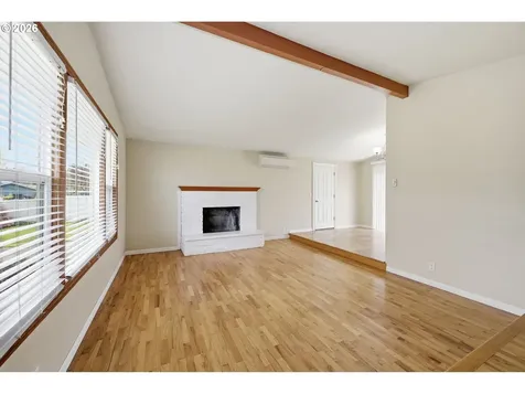3698 Revell Street Eugene OR 97404