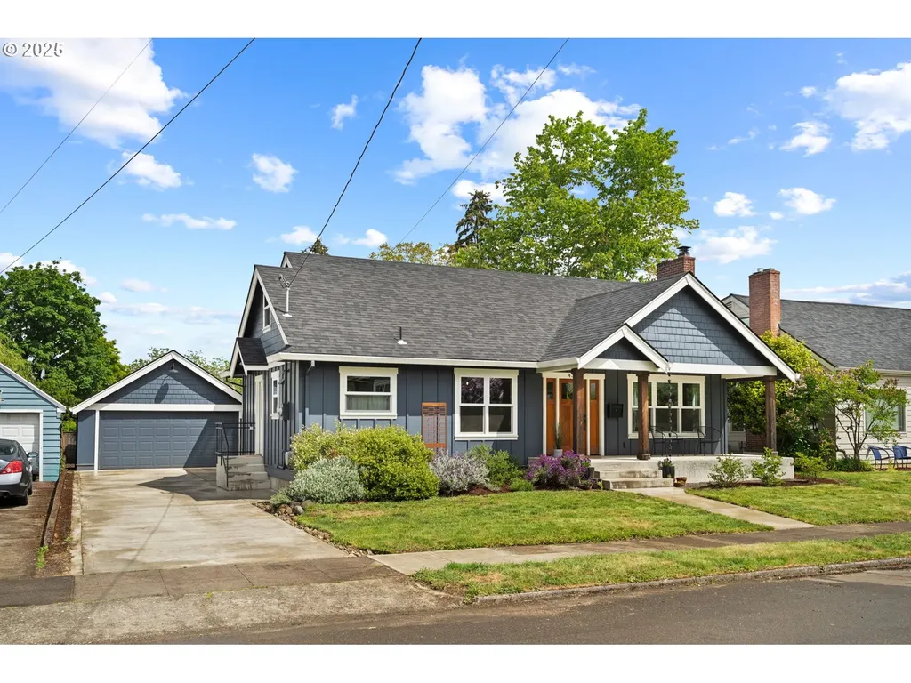 4327 NE Skidmore Street Portland OR 97218