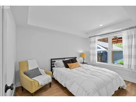 4327 NE Skidmore Street Portland OR 97218