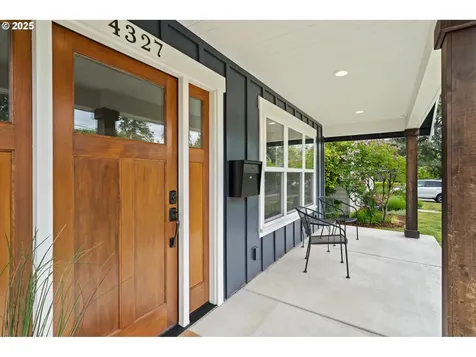 4327 NE Skidmore Street Portland OR 97218