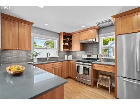 4327 NE Skidmore Street Portland OR 97218