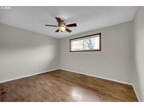1138 W 7th Place Junction City OR 97448