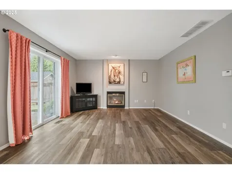 3075 NE 4th Avenue Hillsboro OR 97124