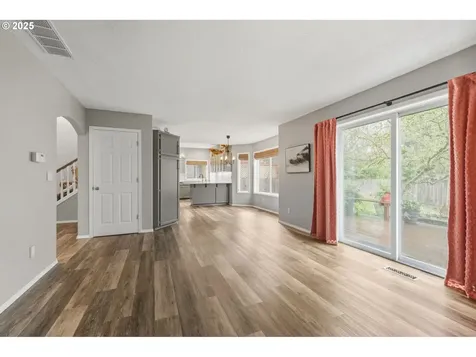 3075 NE 4th Avenue Hillsboro OR 97124