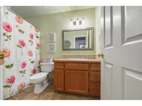 3075 NE 4th Avenue Hillsboro OR 97124