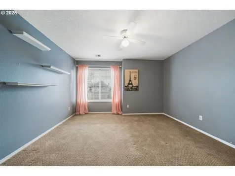 3075 NE 4th Avenue Hillsboro OR 97124