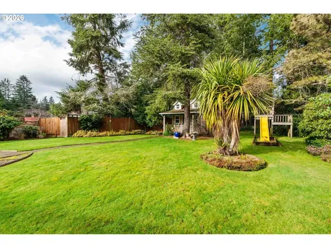 1545 N 20th Street Coos Bay OR 97420