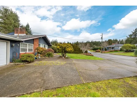 1545 N 20th Street Coos Bay OR 97420