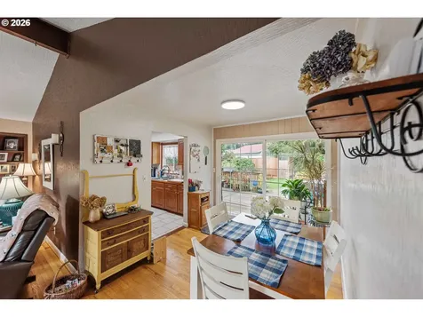 1545 N 20th Street Coos Bay OR 97420