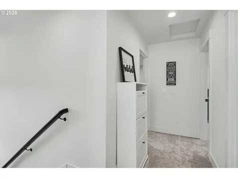 835 Reagan Street Mt. Angel OR 97362