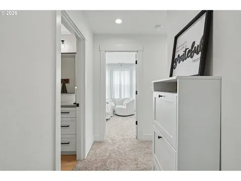 835 Reagan Street Mt. Angel OR 97362