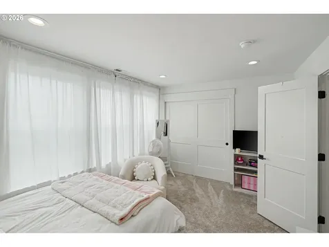 835 Reagan Street Mt. Angel OR 97362