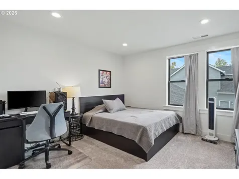 835 Reagan Street Mt. Angel OR 97362