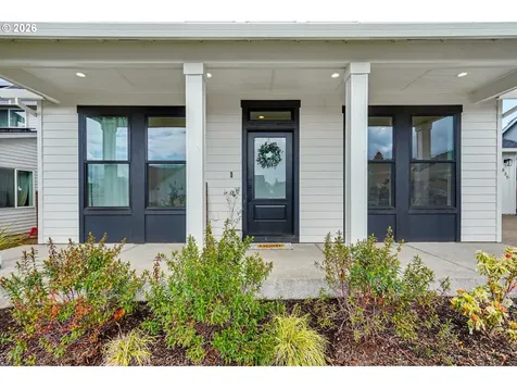 835 Reagan Street Mt. Angel OR 97362