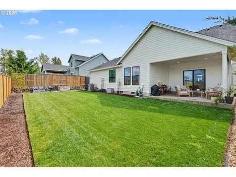 835 Reagan Street Mt. Angel OR 97362