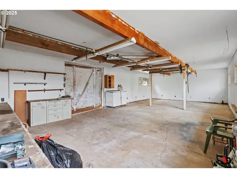 1782 Cole Road S Salem OR 97306