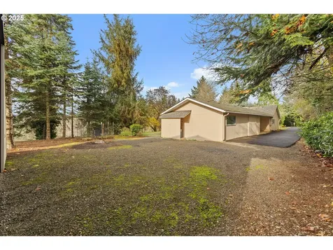 1782 Cole Road S Salem OR 97306
