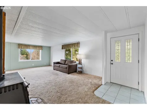 1782 Cole Road S Salem OR 97306