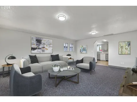 1570 Blaine Street Woodburn OR 97071