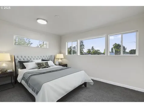 1570 Blaine Street Woodburn OR 97071