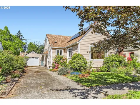 3145 SE 76th Avenue Portland OR 97206