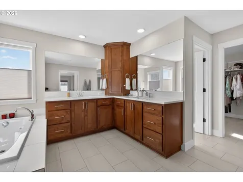 16811 NE 81st Street Vancouver WA 98682