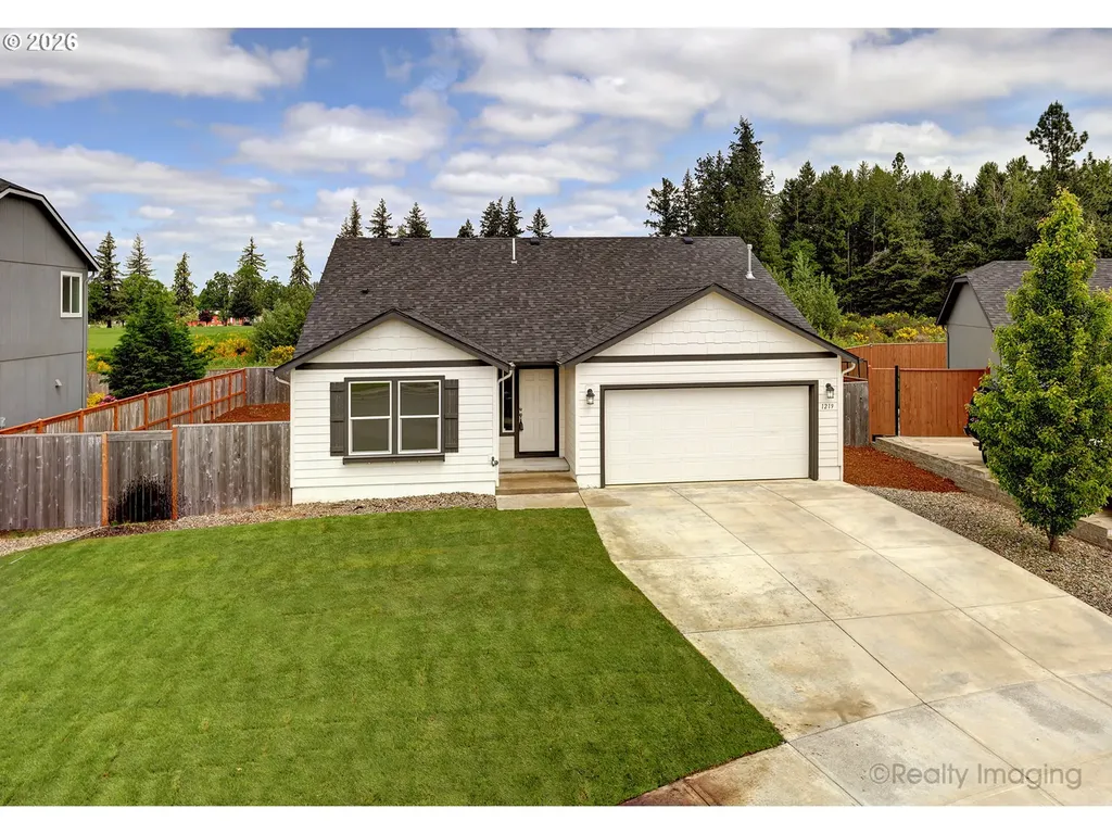 1219 Chukar Street Stayton OR 97383