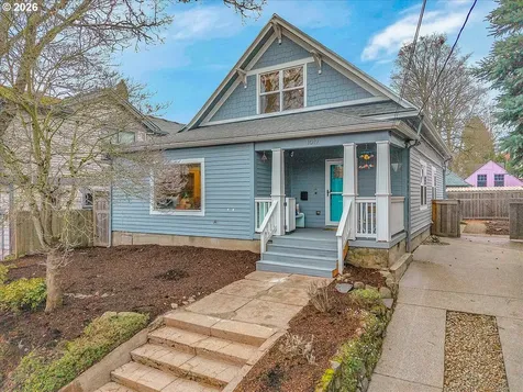 1017 NE Skidmore Street Portland OR 97211