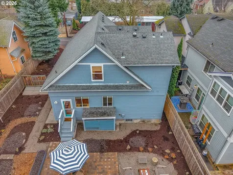 1017 NE Skidmore Street Portland OR 97211